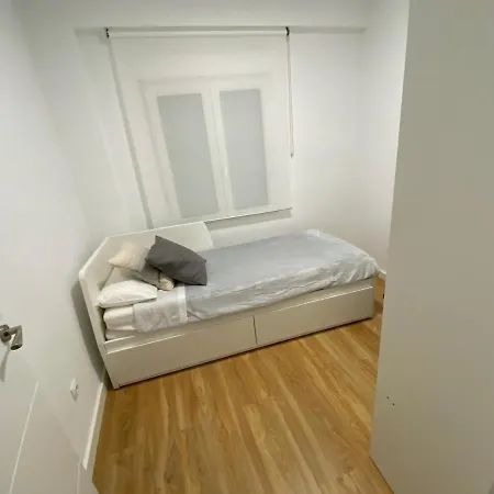 Διαμέρισμα En Pleno Centro De Con Vistas Al Castillo!!!